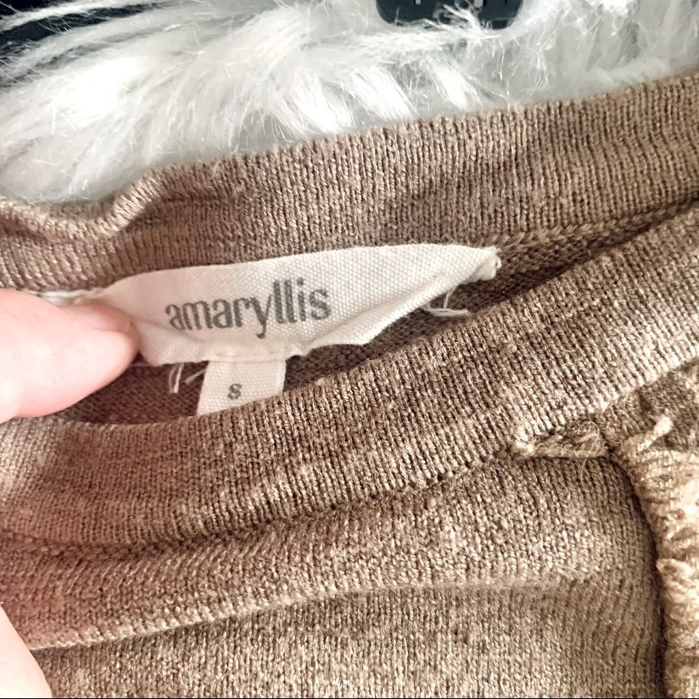 Amaryllis Brown Fringed Crop Top Size Small - Picture 8 of 9
